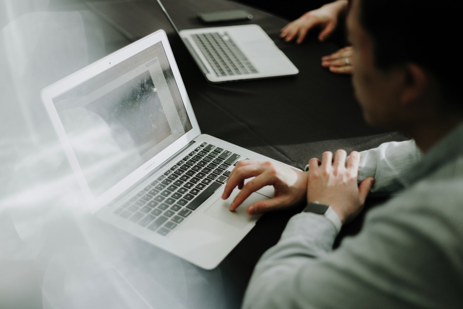 Atles Resilience, profesionales en el asesoramiento empresarial, normativas laborales y gestión de recursos humanos